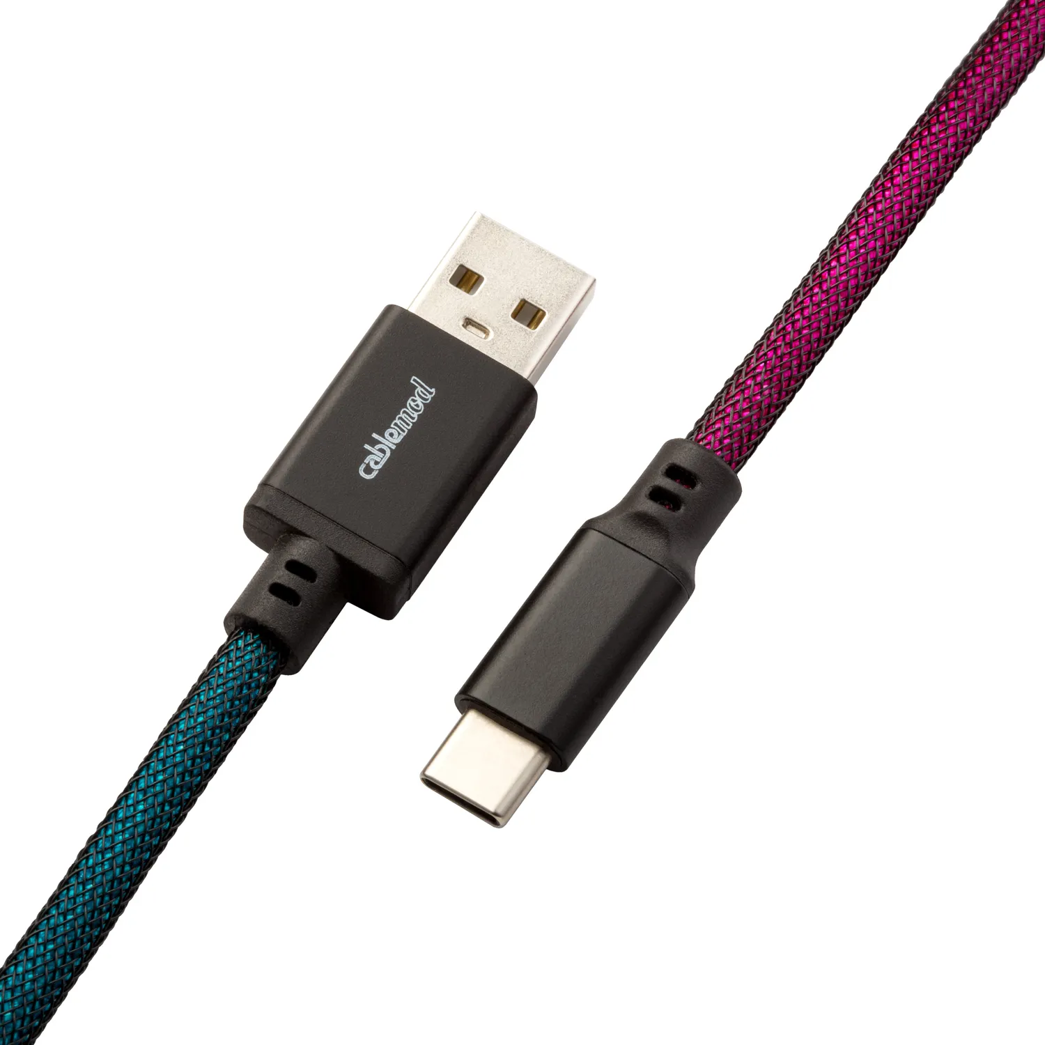 CableMod Pro Coiled toetsenbordkabel Dark Rainbow 150cm USB-C
