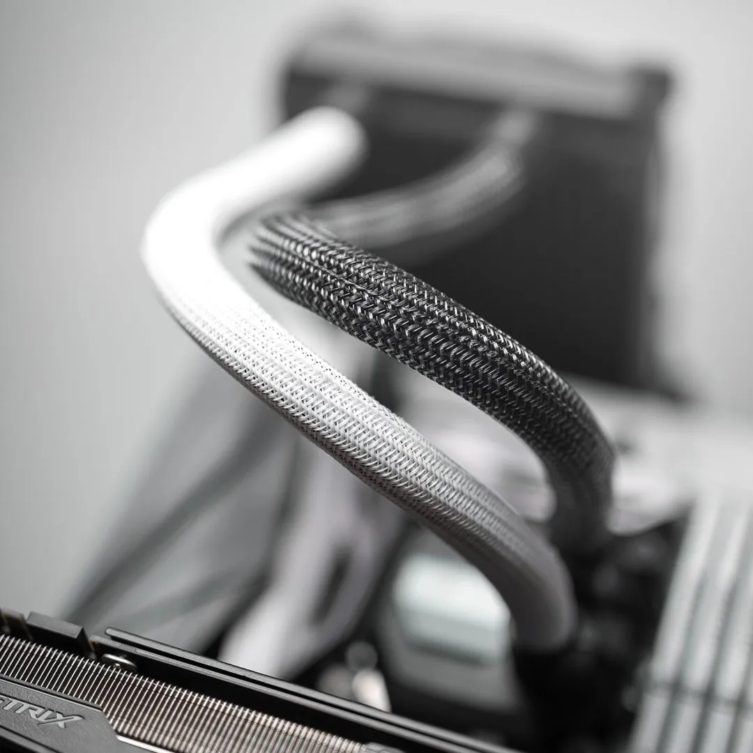 CableMod Series 2 sleeving kit lichtblauw AIO