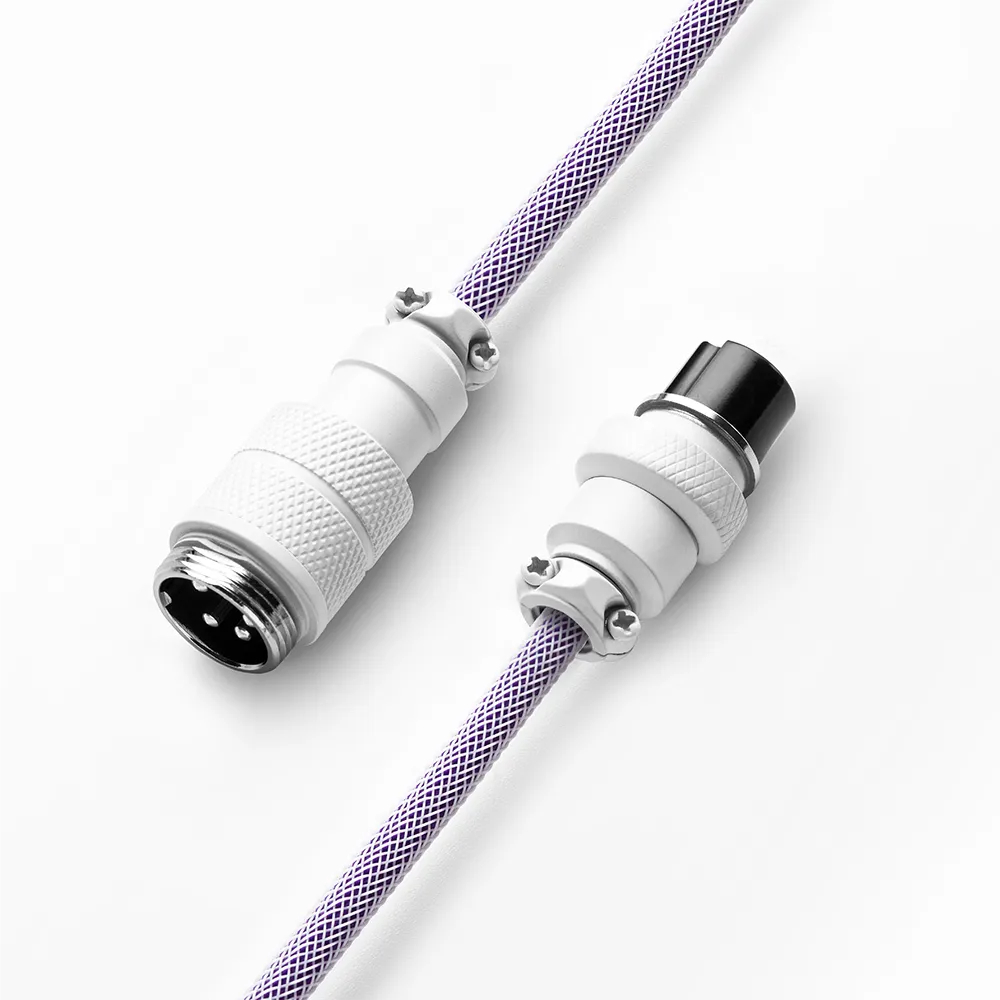 CableMod Pro Coiled toetsenbordkabel USB-C 150cm Rum Raisin