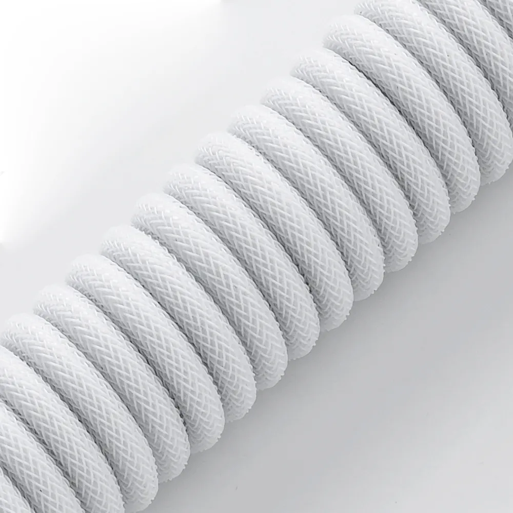 CableMod Classic toetsenbordkabel 150cm wit USB-C coiled