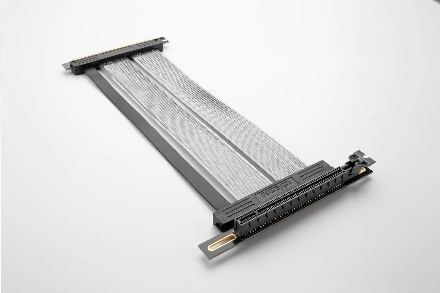 CableMod Right Angle PCI-e 4.0 riserkabel zwart 22cm