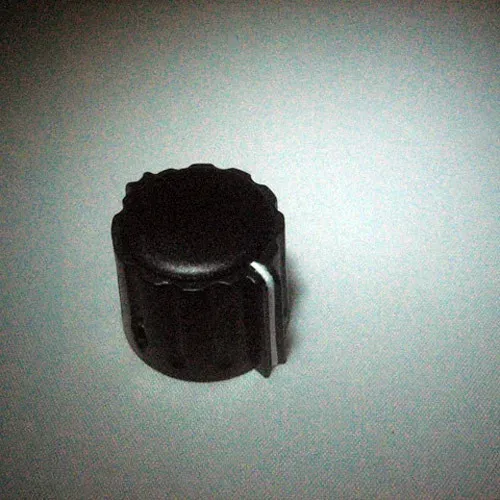 T.E.G. schroefknop 18x26 streep as 6mm