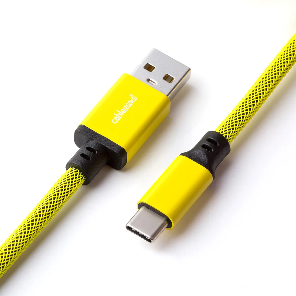 CableMod Pro coiled toetsenbordkabel geel 150cm USB-C