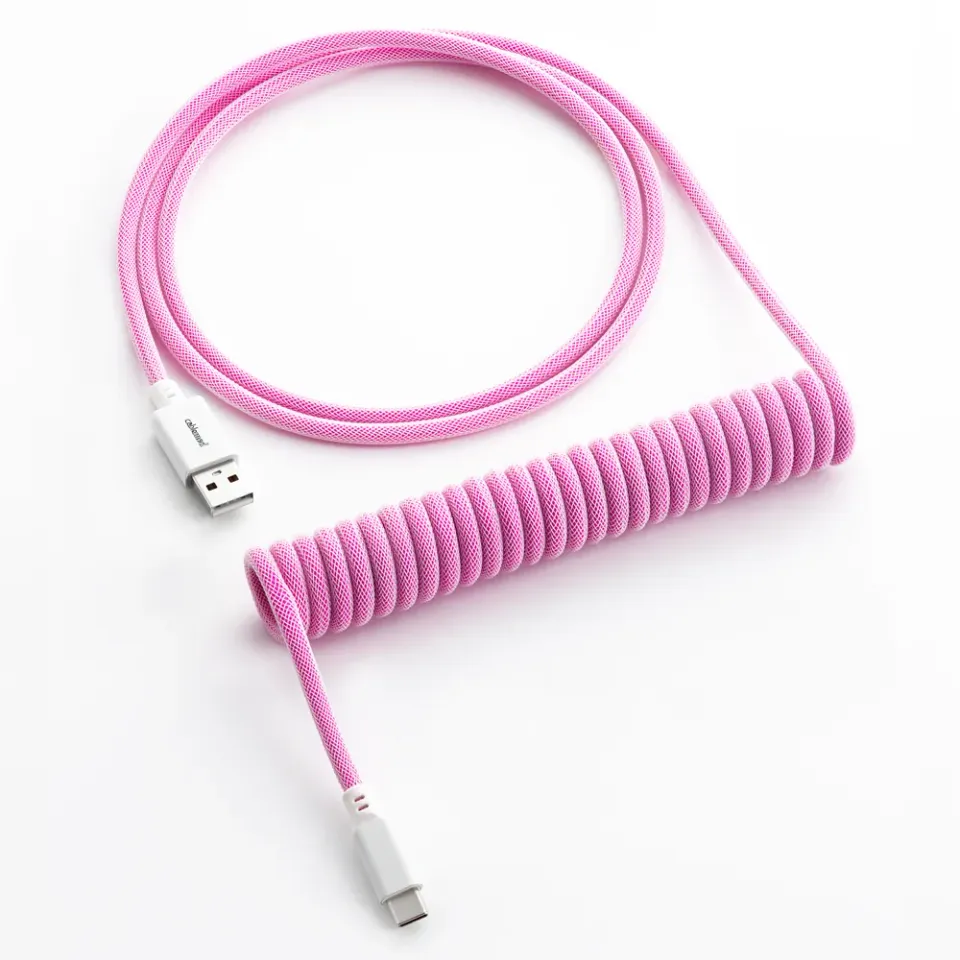 CableMod Classic coiled toetsenbordkabel strawberry cream 150cm