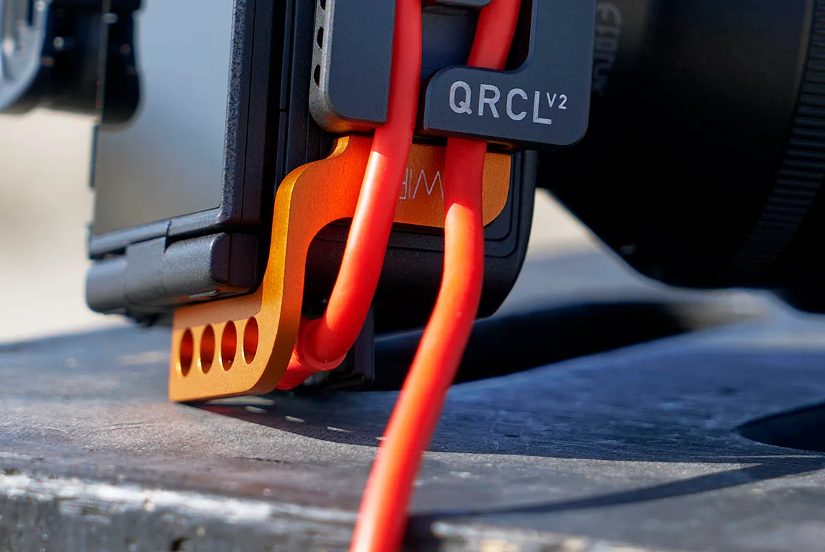 IQwire UCMD Canon R5 R6 USB kabelbeschermer aluminium