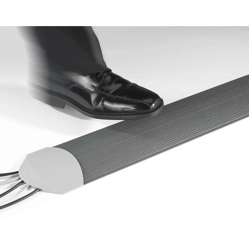 Microconnect vloerkabelgoot rubber 3m 15cm zwart